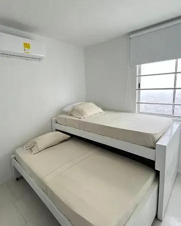 Apartamento Familiar Con Vista Al Mar